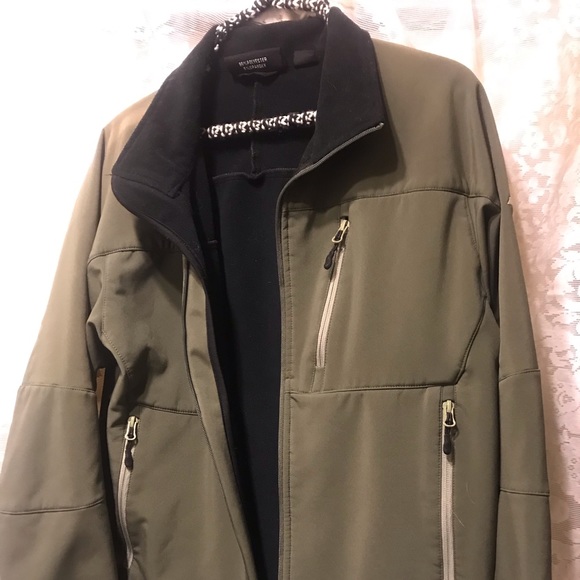 Winter coat size small - Picture 1 of 8